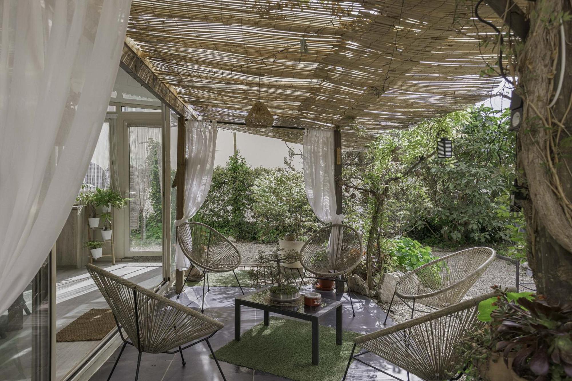 La Maison Fleurie Apartment *